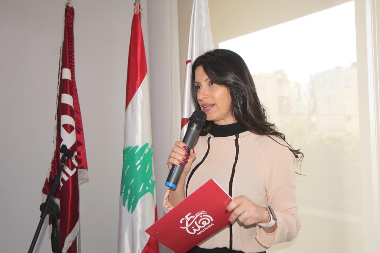 جمعية “أهلنا” استضافت د. محمود الناتوت في لقاء تفاعلي بعنوان ” بالمعرفة والعطاء منودّع عامنا الـ25 “