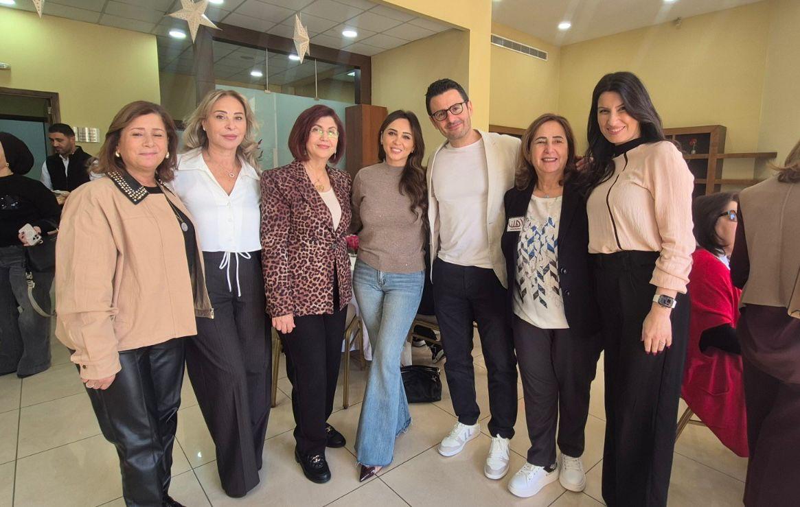 جمعية “أهلنا” استضافت د. محمود الناتوت في لقاء تفاعلي بعنوان ” بالمعرفة والعطاء منودّع عامنا الـ25 “