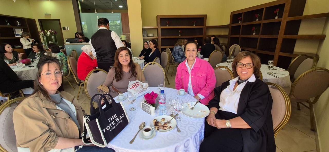 جمعية “أهلنا” استضافت د. محمود الناتوت في لقاء تفاعلي بعنوان ” بالمعرفة والعطاء منودّع عامنا الـ25 “