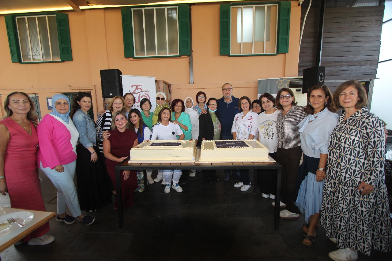 ” أهلنا” بالشراكة مع ” جامع البحر وصندوق الزكاة ودار الراحة ” أقامت فطوراً تكريمياً للمسنين: ابتسامة مسنّ أجمل من ألف هدية ” أهلنا” بالشراكة مع ” جامع البحر وصندوق الزكاة ودار الراحة ” أقامت فطوراً تكريمياً للمسنين: ابتسامة مسنّ أجمل من ألف هدية