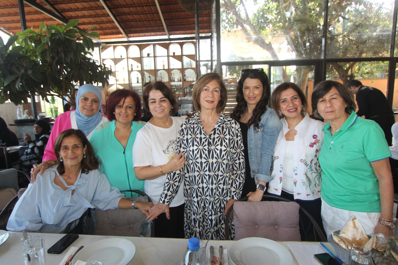 ” أهلنا” بالشراكة مع ” جامع البحر وصندوق الزكاة ودار الراحة ” أقامت فطوراً تكريمياً للمسنين: ابتسامة مسنّ أجمل من ألف هدية ” أهلنا” بالشراكة مع ” جامع البحر وصندوق الزكاة ودار الراحة ” أقامت فطوراً تكريمياً للمسنين: ابتسامة مسنّ أجمل من ألف هدية